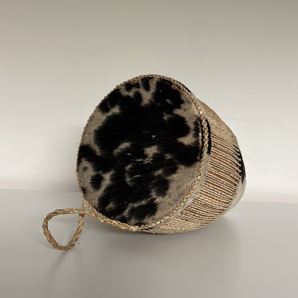 African hand drum - Picture 3 of 3